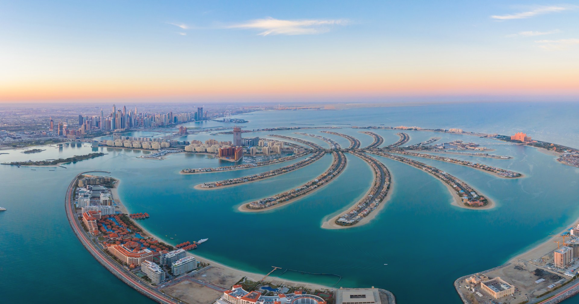 Palm Jumeirah Hotels in Dubai
